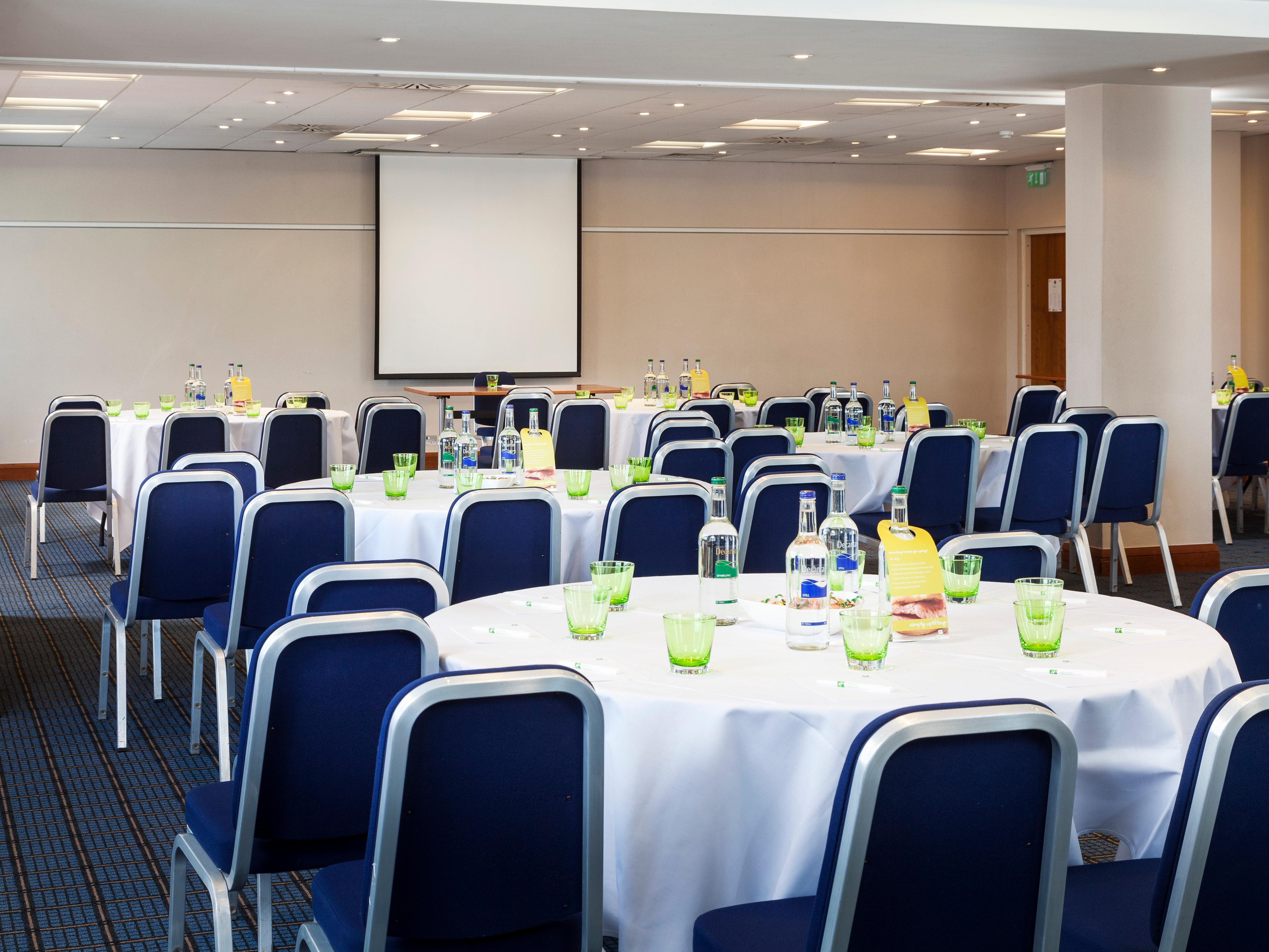 Holiday Inn Cardiff City By Ihg Экстерьер фото