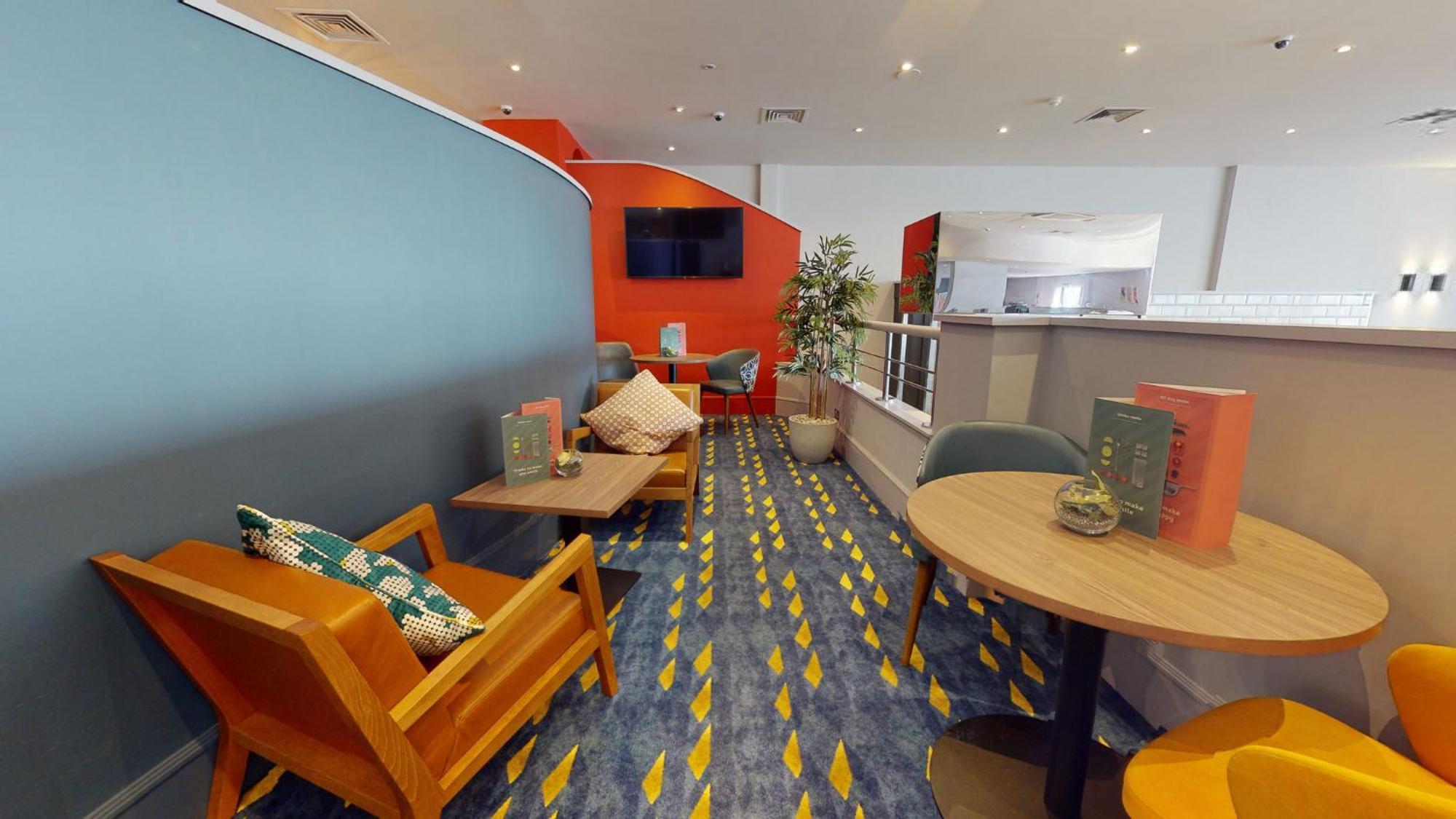 Holiday Inn Cardiff City By Ihg Экстерьер фото